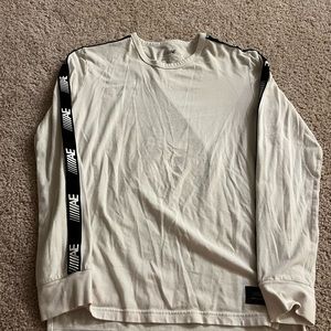 American eagle flex long sleeve